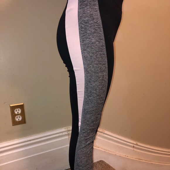 Black Yoga Pants / Running Leggings - Picture 2 of 2
